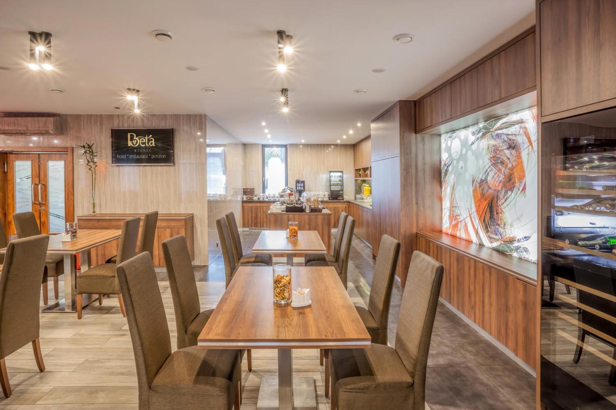 Hotel Beta Bzenec Dış mekan fotoğraf