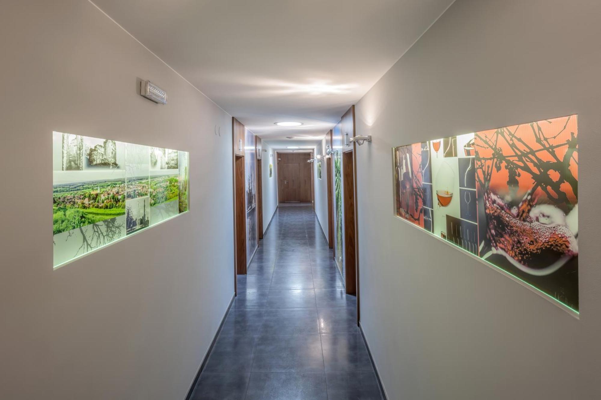 Hotel Beta Bzenec Dış mekan fotoğraf