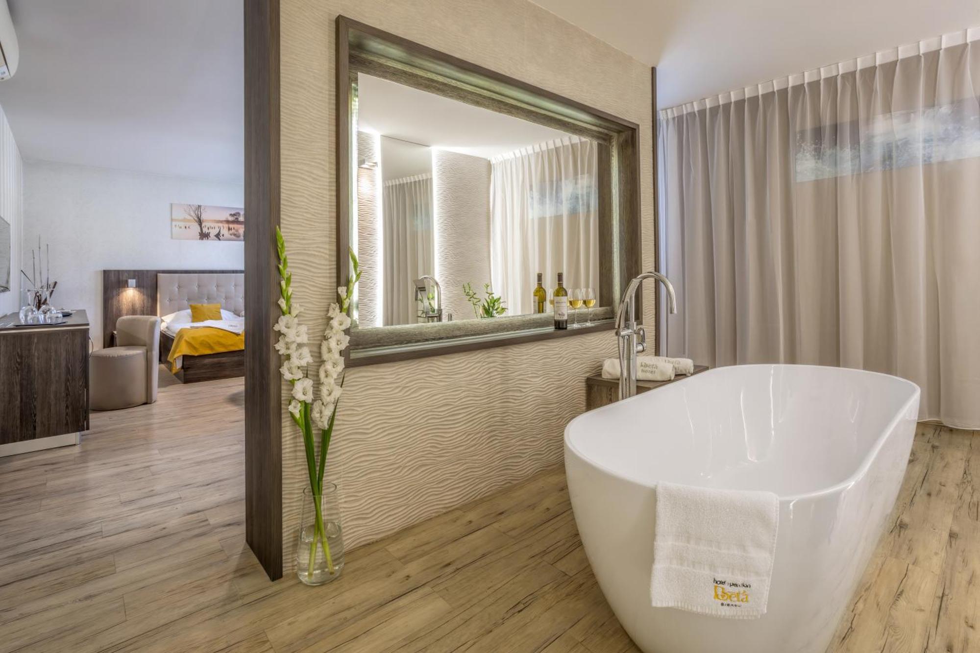 Hotel Beta Bzenec Dış mekan fotoğraf