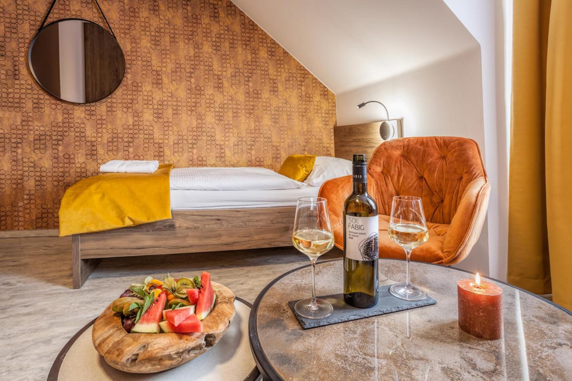 Hotel Beta Bzenec Dış mekan fotoğraf
